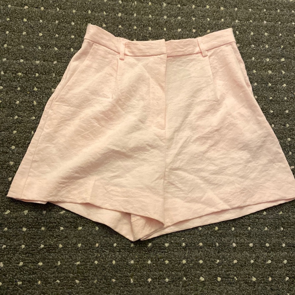 H&M pink shorts